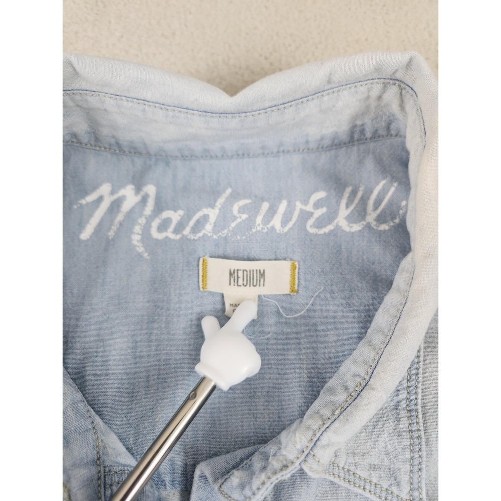 Madewell Womens Classic Light Blue Denim Long Sleeve Shirt Size Medium - Picture 4 of 9